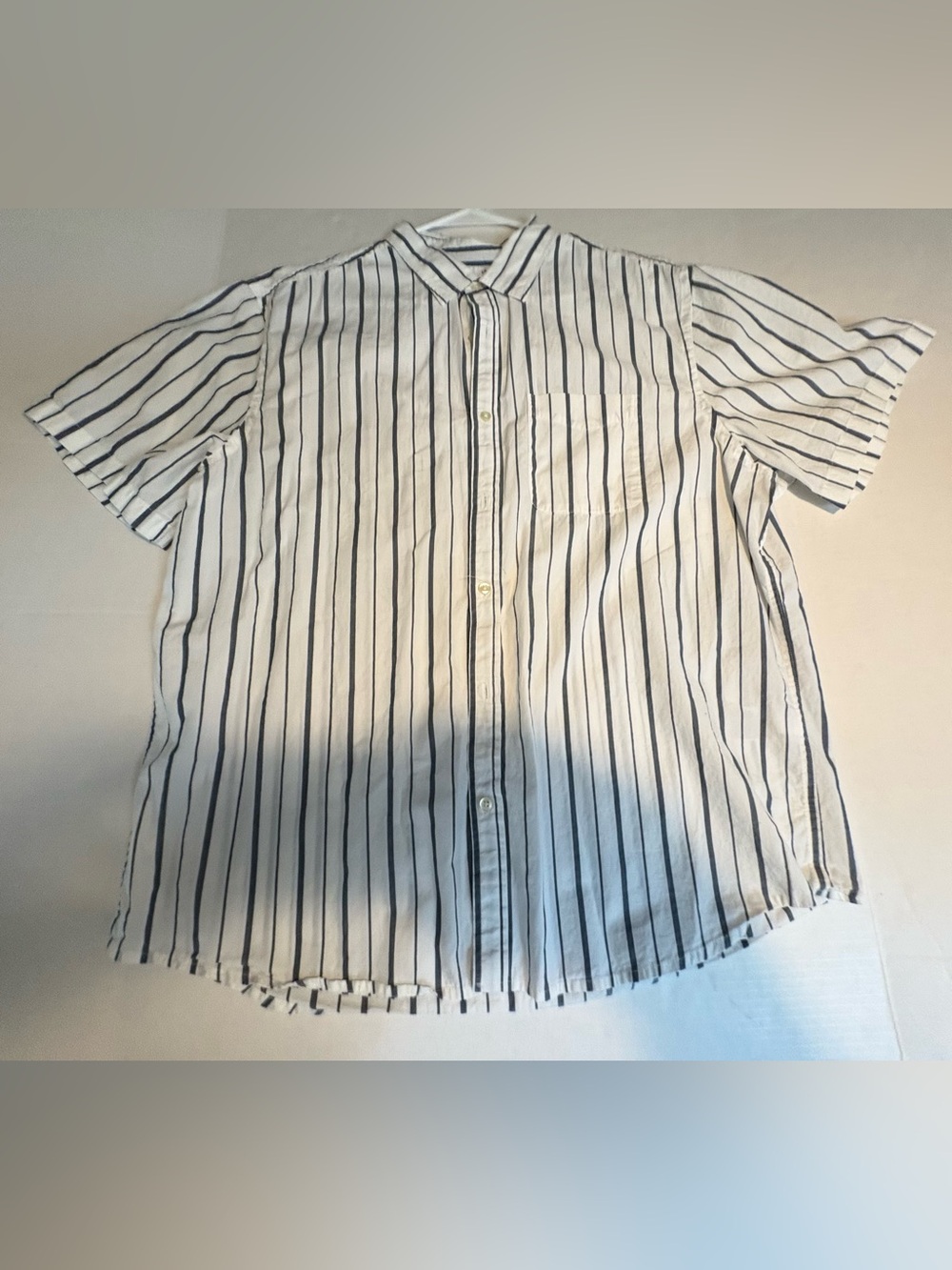 Old Navy White Short-Sleeve Button-Down with gray Pinstripes